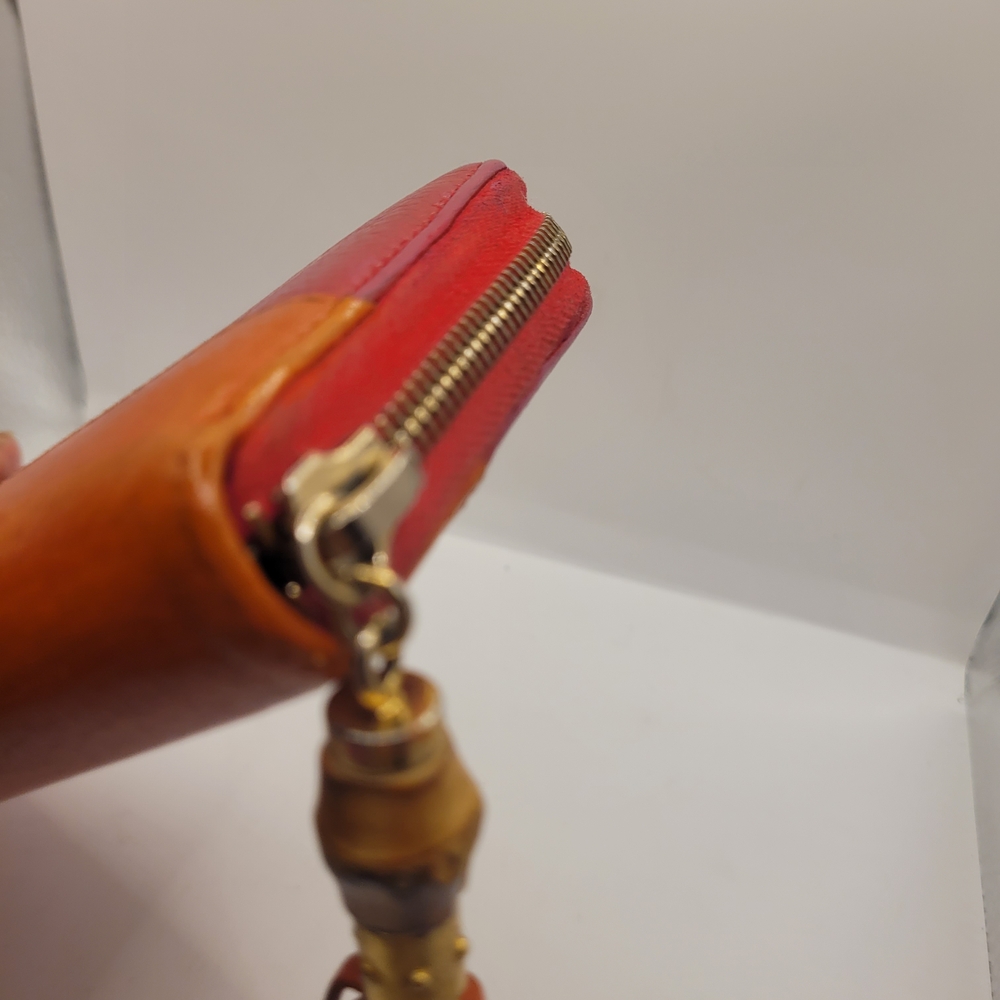 Gucci Red and Orange Leather Wallets - Picture 4 of 6
